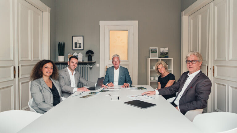 Das Team von WEISS IMMOBILIEN